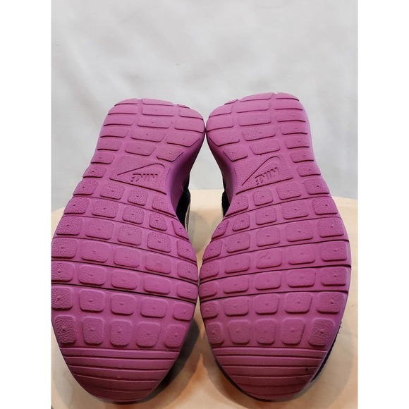 Nike Roshe One Womens Youth Running Shoes Size 5.5Y Blue + Pink - Picture 8 of 10
